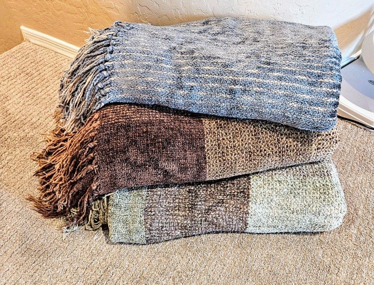 3 Restoration Hardware Chenille Fringed Throw Blanket w/Tassels 52” X