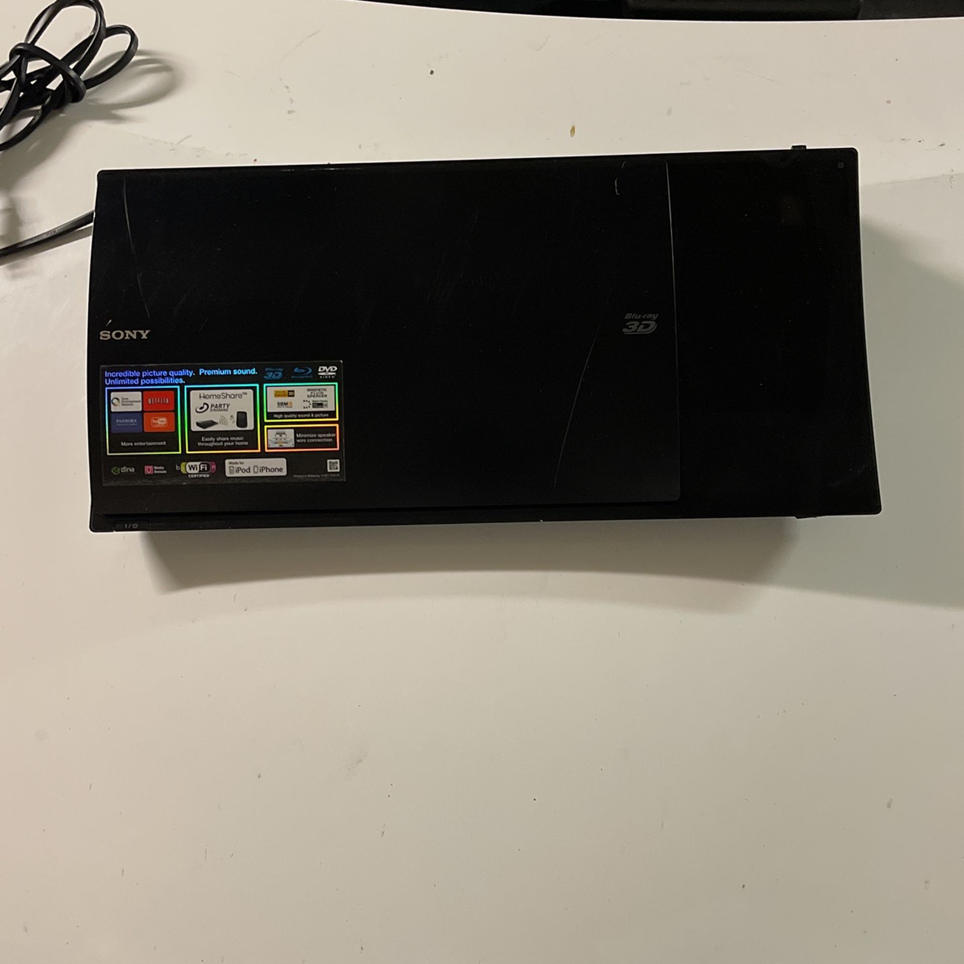 Sony BDP-S590 3D Blu-Ray Player - WiFi No Remote