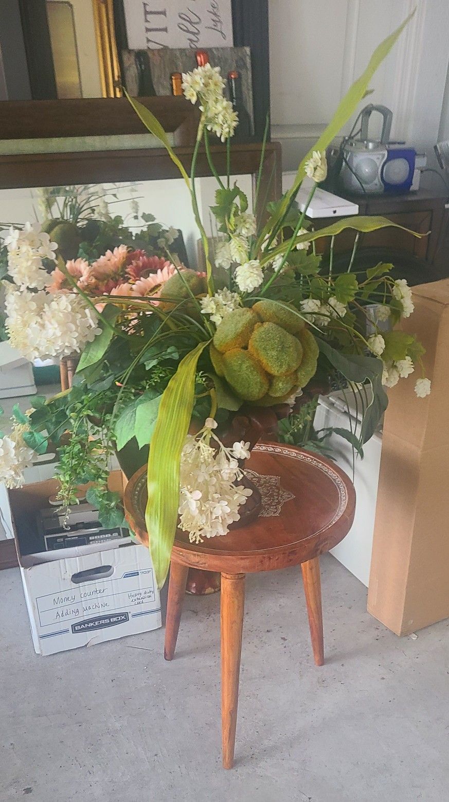 Greenery With Stand