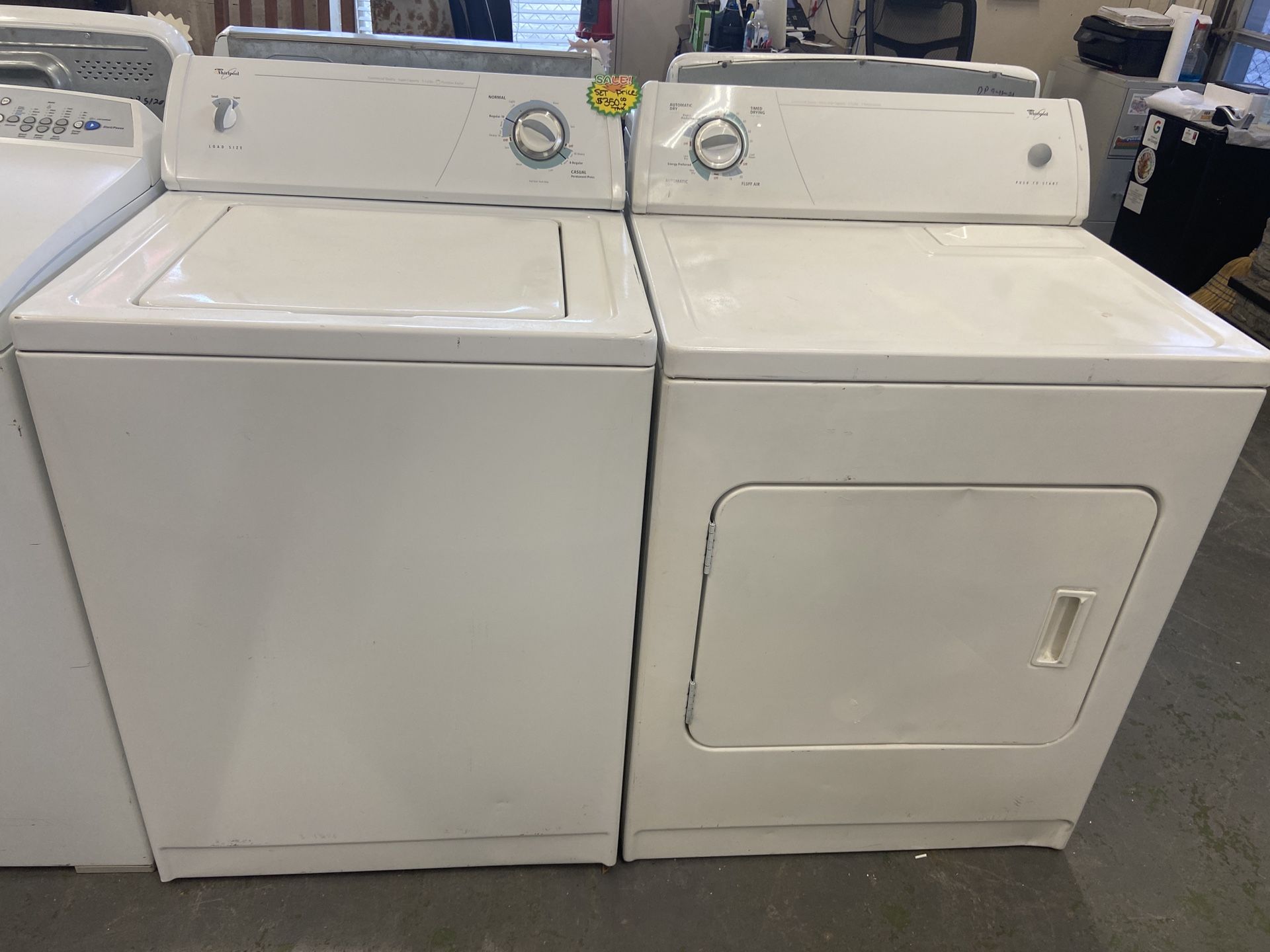 WHIRLPOOL WASHER AND DRYER SET