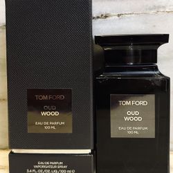 Tom Ford Oud Wood Fragrance 