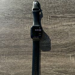 Apple Watch Series 8 – Excellent Condition, 45mm,  Midnight Aluminum