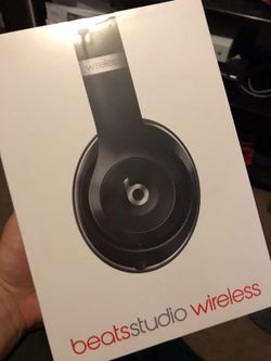 Studio beats by Dre new in box