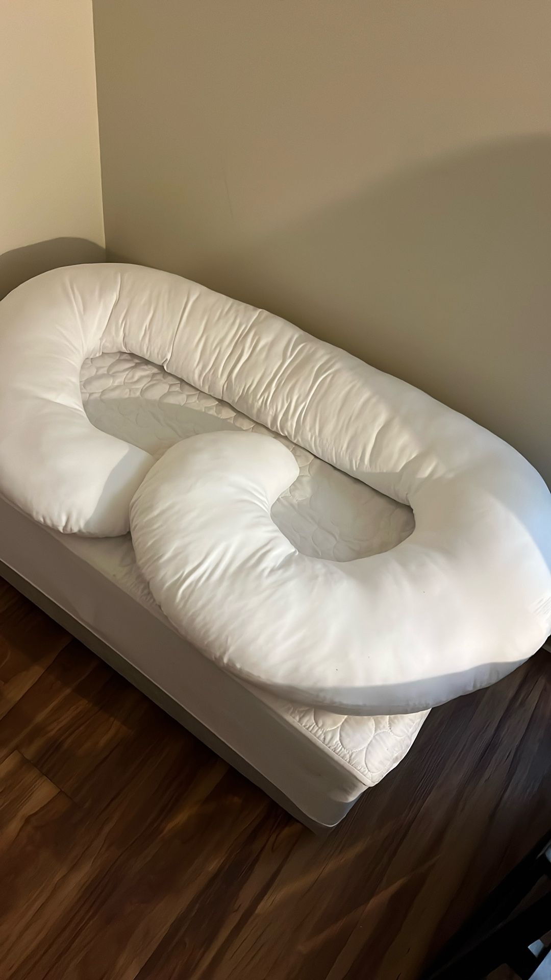 Pregnancy Pillow