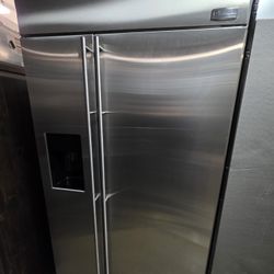 42" GE MONOGRAM BUILT IN STAINLESS STEEL 