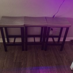 Dinning Table And 4 Bar Stool Chairs