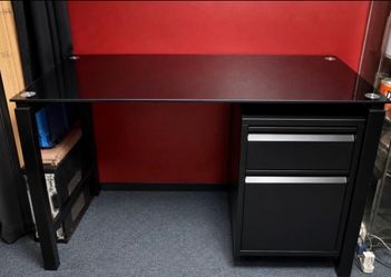 Desk / escritorio