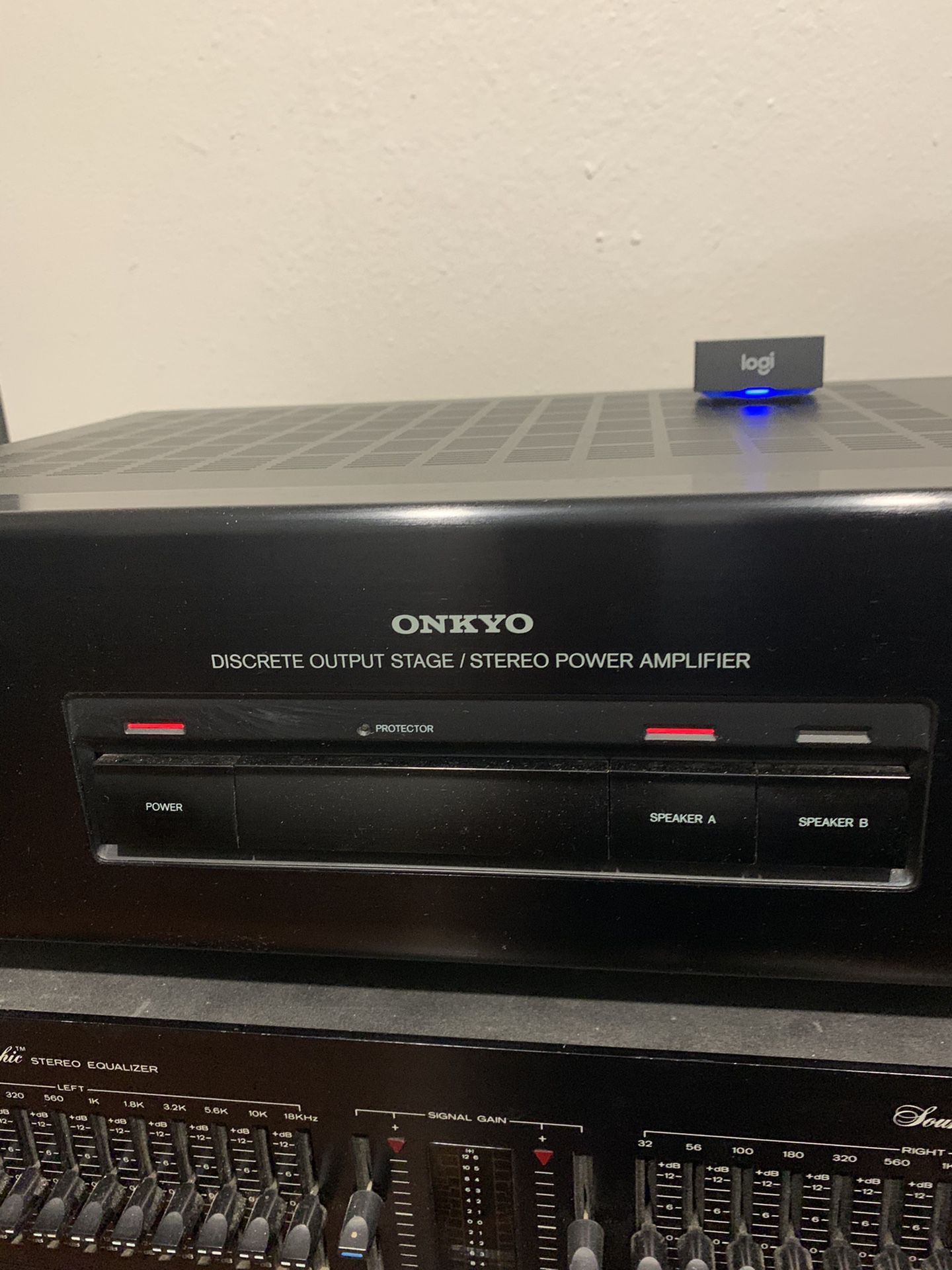 Onkyo stereo power amplifier M501