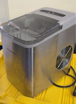 Frigidaire 48 lb. Stainless Steel Ice Maker – Works Great