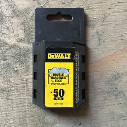 DEWALT Utility Knife Blades (50-Pack)