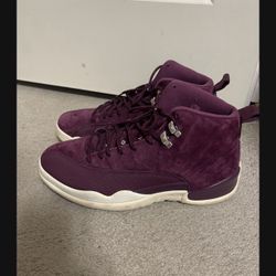 JORDAN 12 BORDEAUX SIZE 10.5