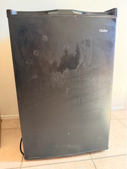 Mini fridge