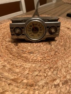 1936 Chevy radio head
