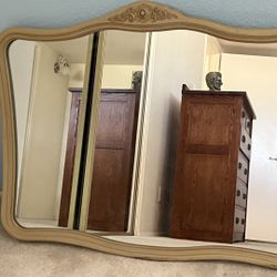 ANTIQUE MIRROR 