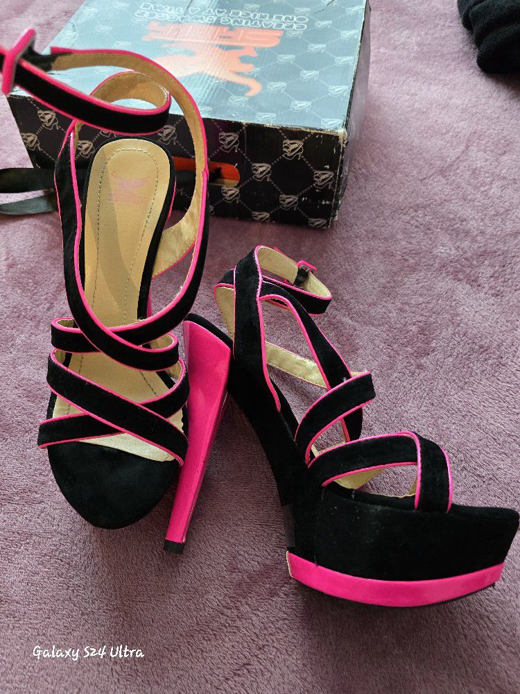 High-heeled, Black and Pink 