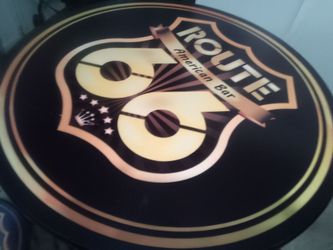 Food 66 round table with chairs that fold up