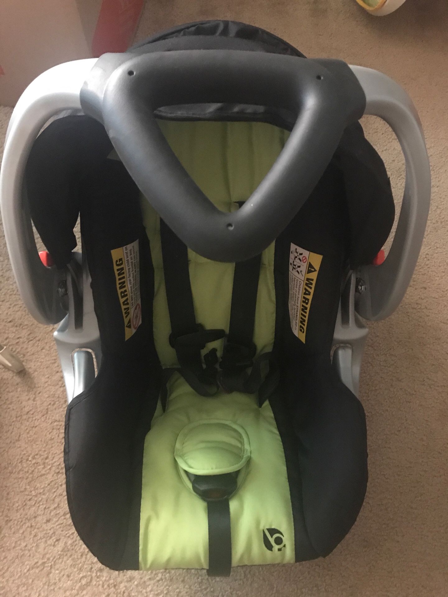 Babytrend EZ Loc Car seat