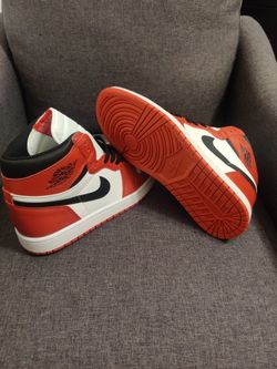 AJ 1 Chicago Sneakers OBO