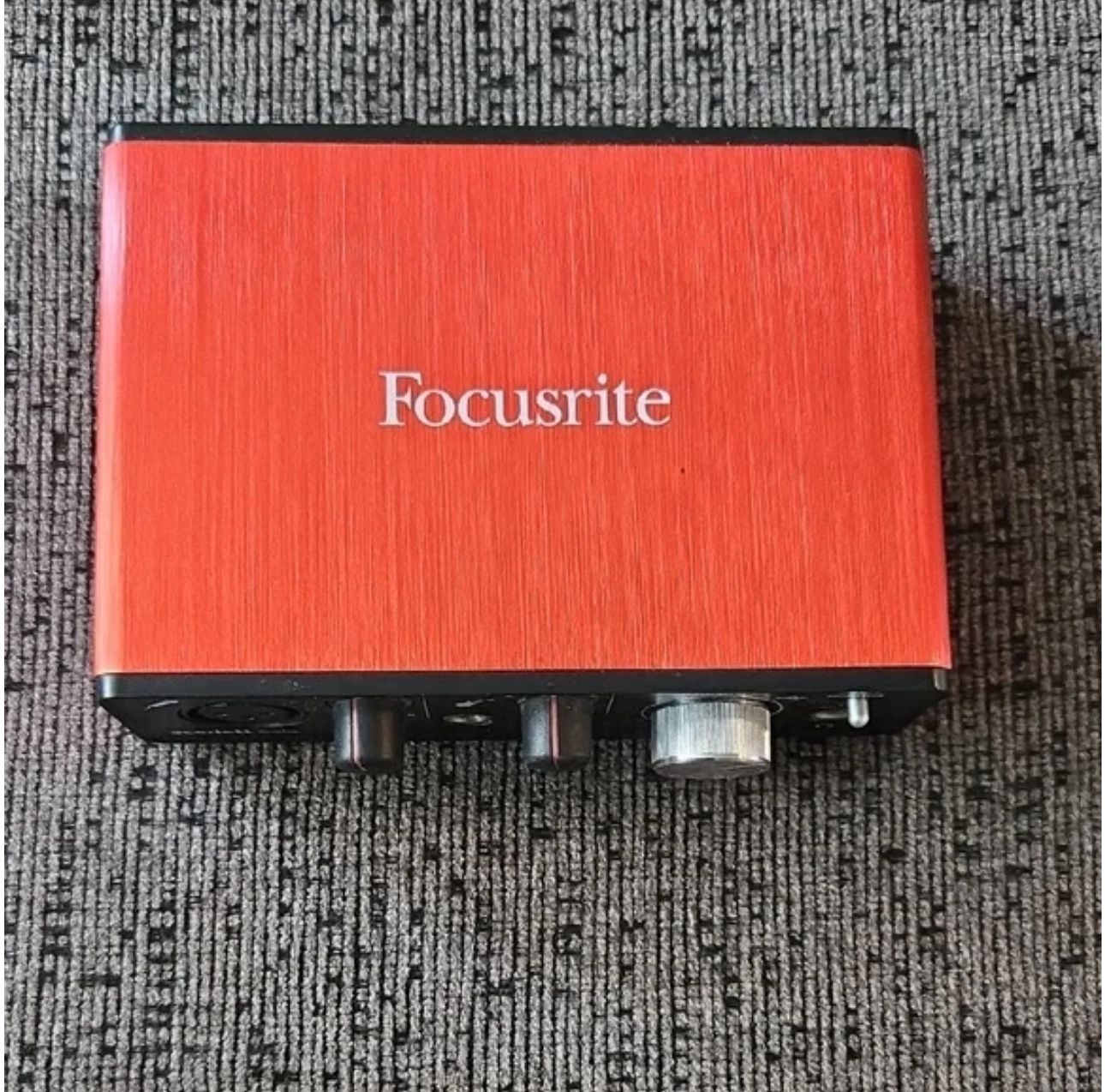 Focusrite Solo