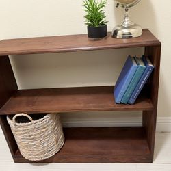 Real Wood Bookcase/shelving Unit 