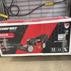 Troy-Bilt Mower 21” Self-propelled Lawnmower Model: TB200B 