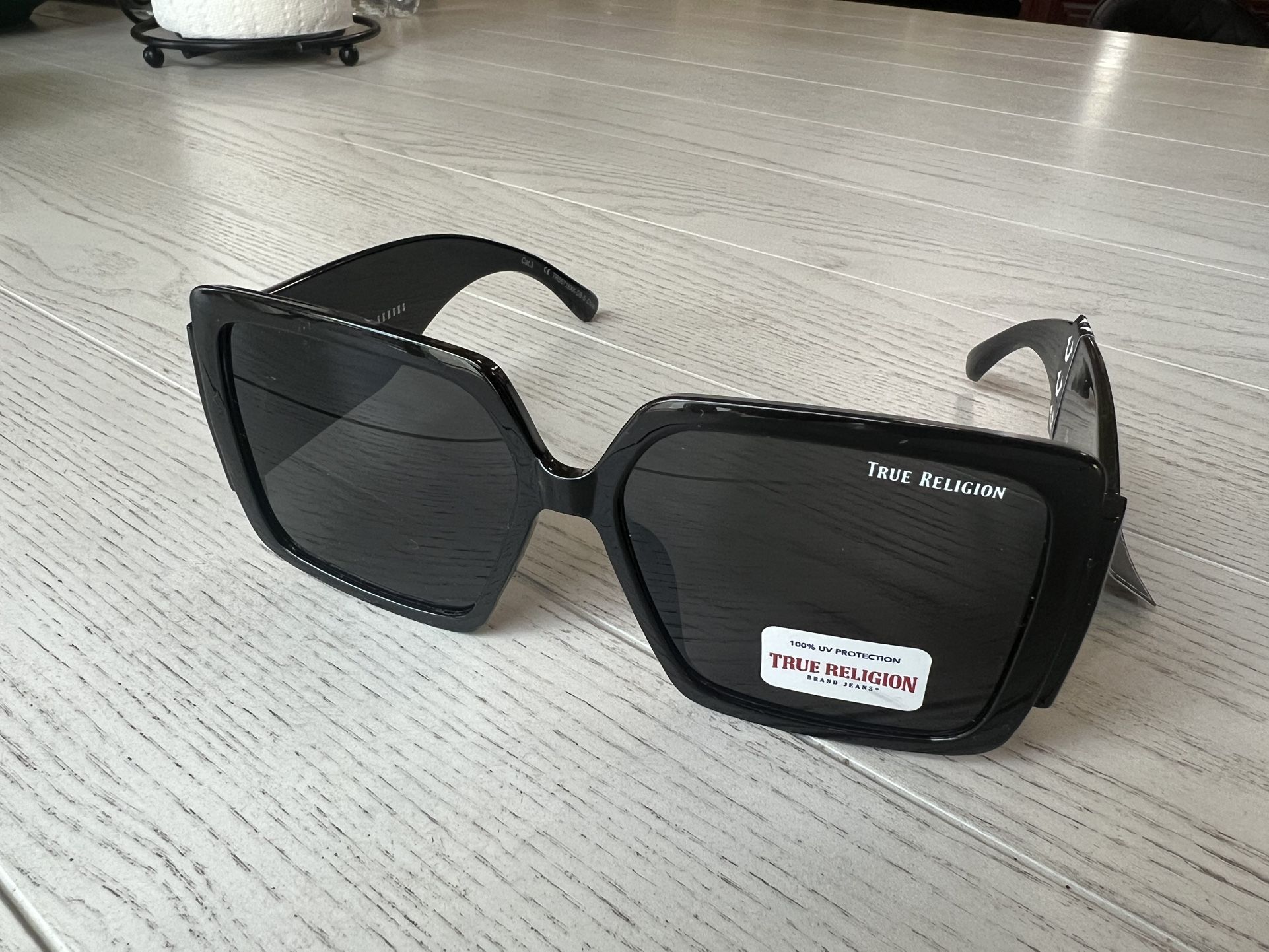 True Religion Sunglasses TR56716XK-DB-S Black Women's