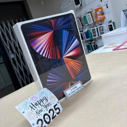 Apple IPad Pro 12.9 Inch 5th Gen Tablet - Pay $5 today and pay the rest later -