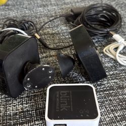Two Blink Outdoor Camara And Sync Module 2