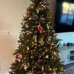 7.5' Christmas Tree - PRE-LIT White or Color LEDs - Remote - NICE! MARTHA Steward LIVING brand 