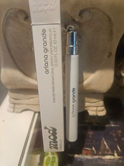 Ariana grande mod Vanilla perfume Travel Size