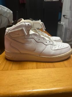 Size 11 Air Force’s (NEGOTIABLE)