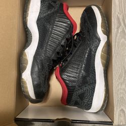 Air Jordan 11 Retro Low