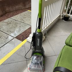 Bissell Carpet Shampooer 