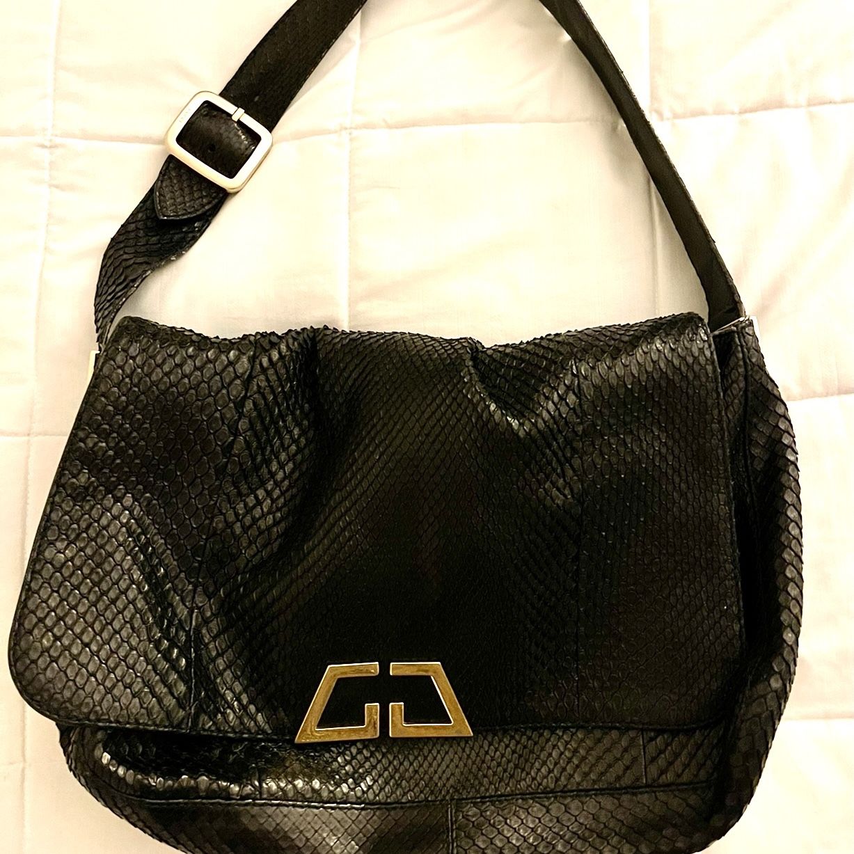 Gucci Handbag - Rare Leather Tote - One Owner 