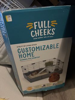 Full Cheeks™ Easy Build Spacious Home Guinea pig