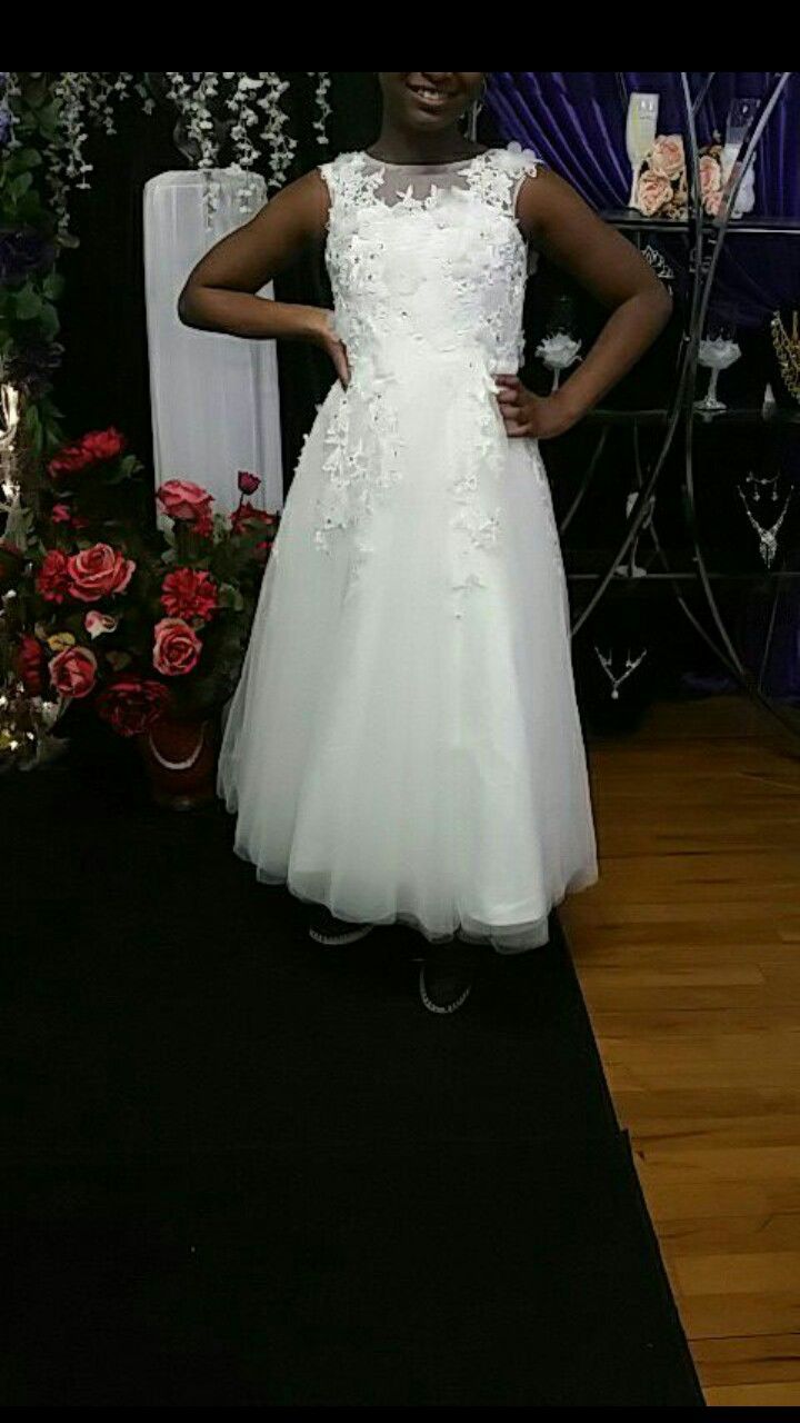 Flower girl or mini bride dress