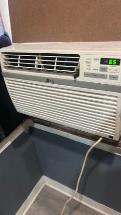 Lg air conditioner 8,000 btu