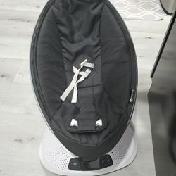 4moms mamaRoo 4 baby swing