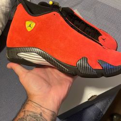 Ferrari Jordan 14s size 10 men dead stock