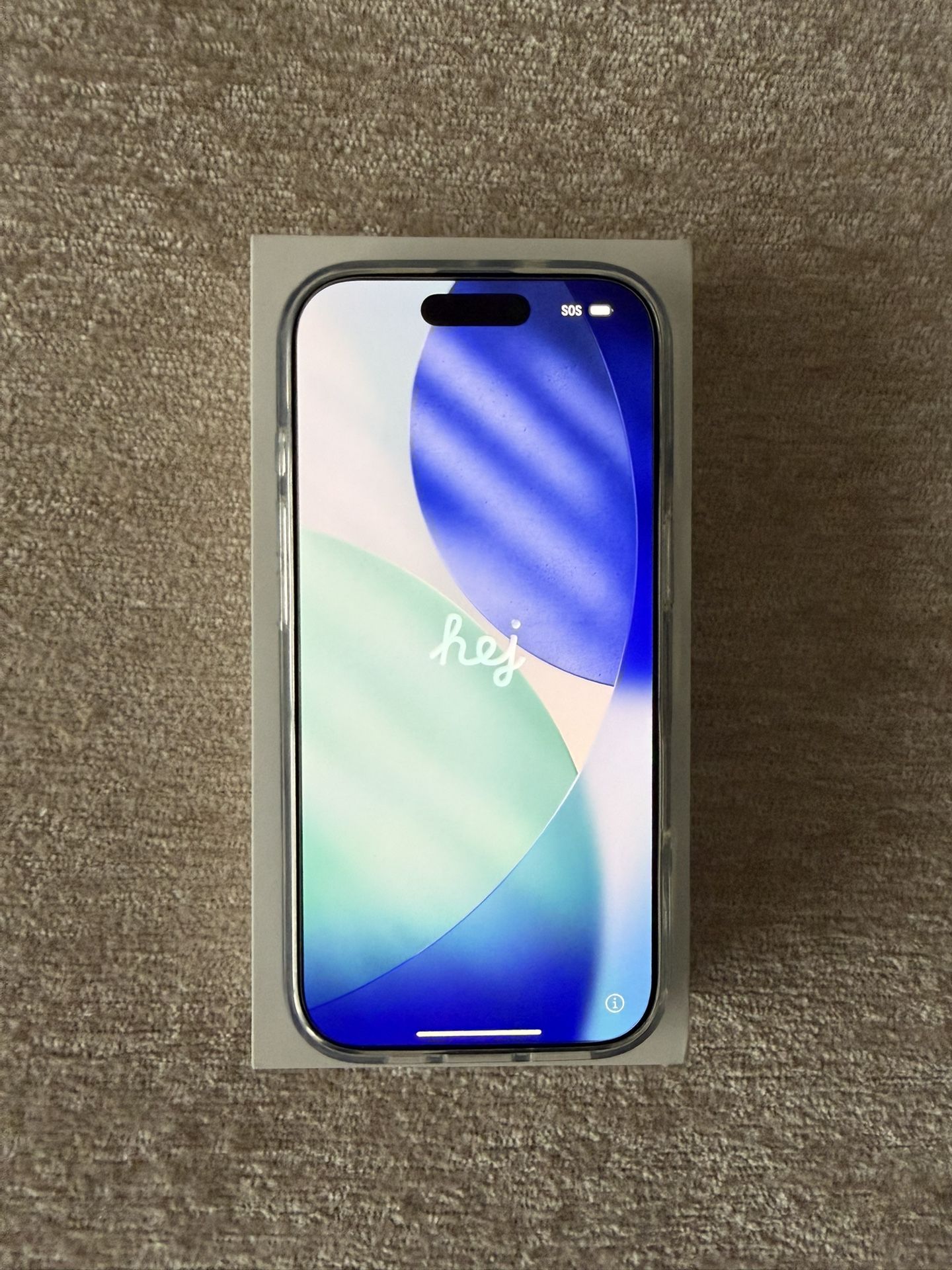 iPhone 17 (256GB) Mist Blue + Apple MagSafe Case + Screen Protector