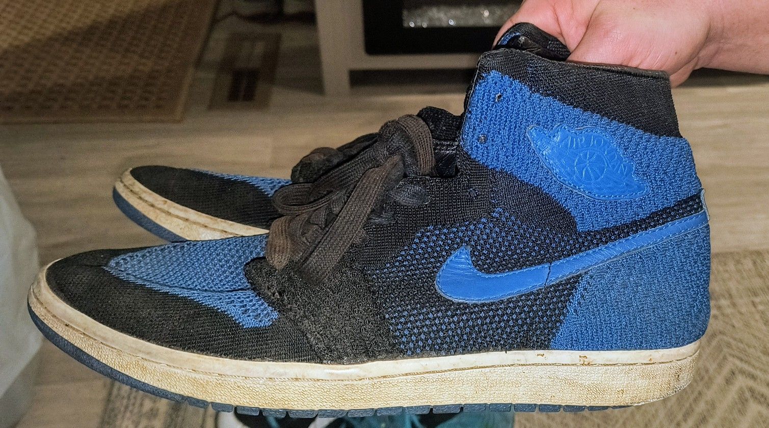 Nike Air Jordan Retro Hi Flyknit BG Basketball Trainers 919702