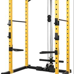 Squat rack/Power rack with pulley system and dip attachments