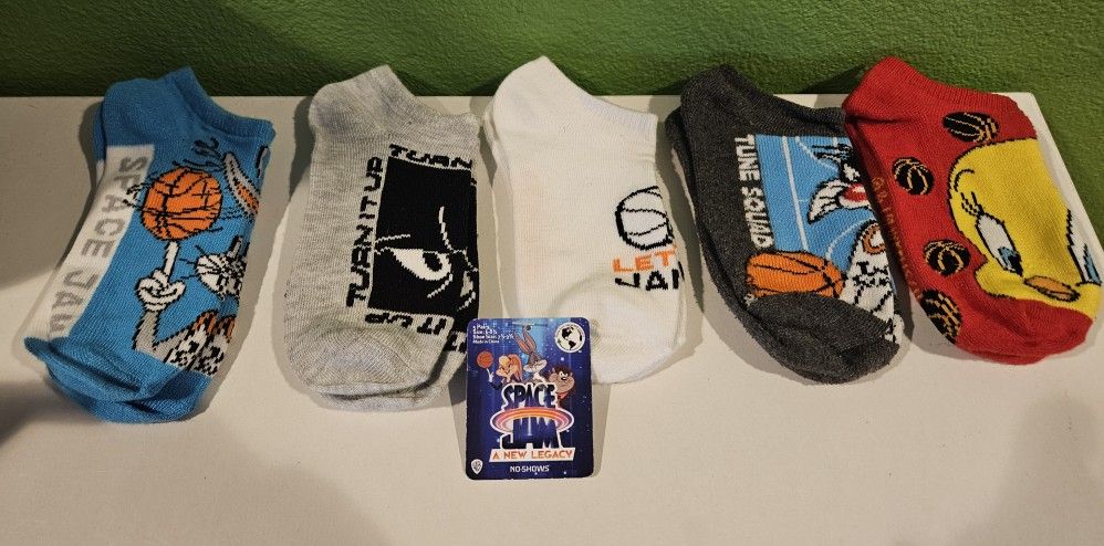 Toddler Space Jam No Show. 5 Pairs. Sz 7 1/2-3 1/2