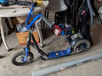 New Mongoose Expo Kick Scooter