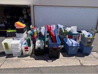 Plastic containers