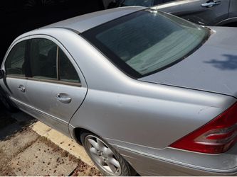 Mercedes 2003