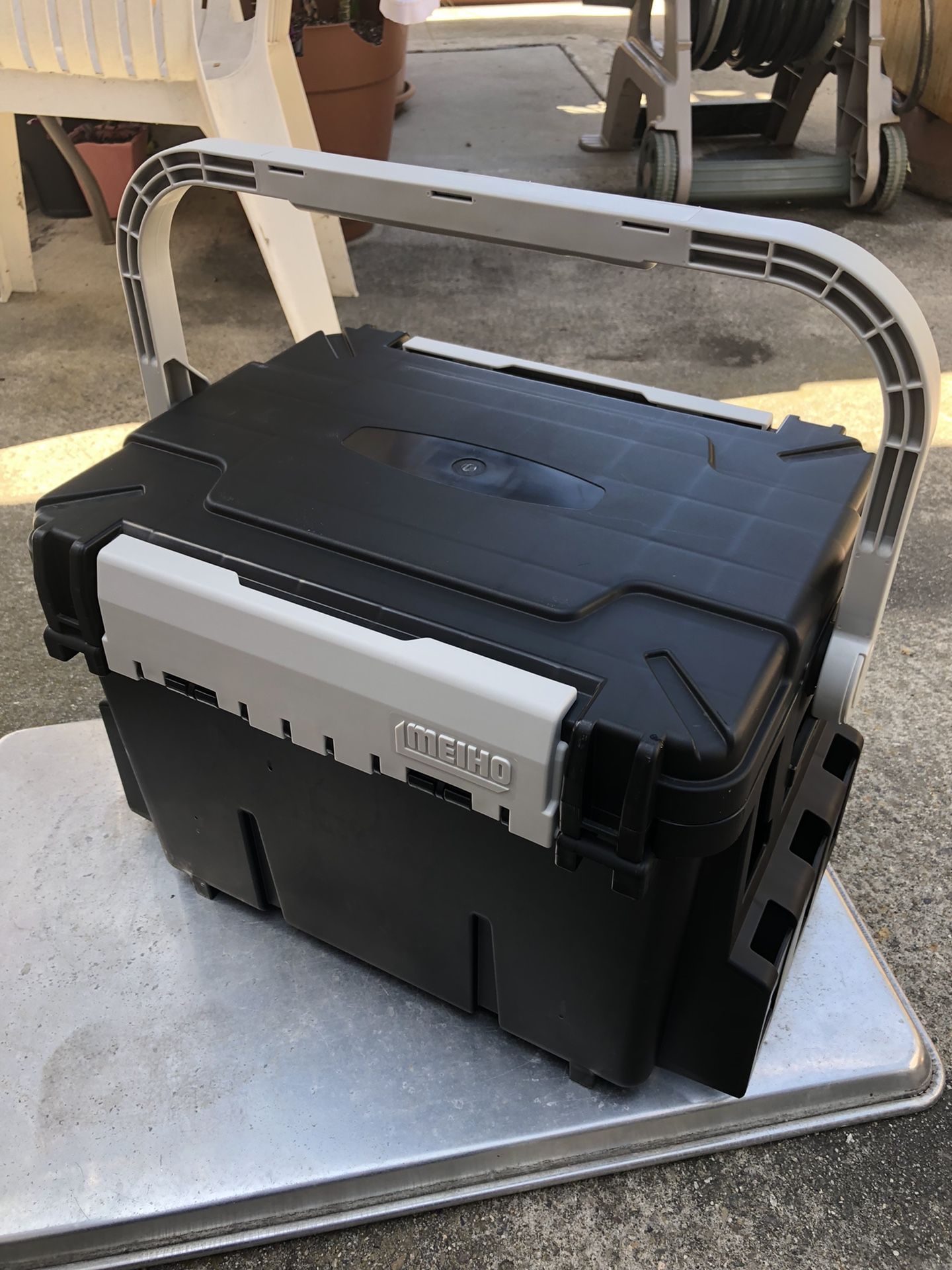 MEIHO BM-7000 Bucket Mouth with 1 Tray Tackle Box , Black