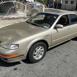 1999 Nissan Maxima