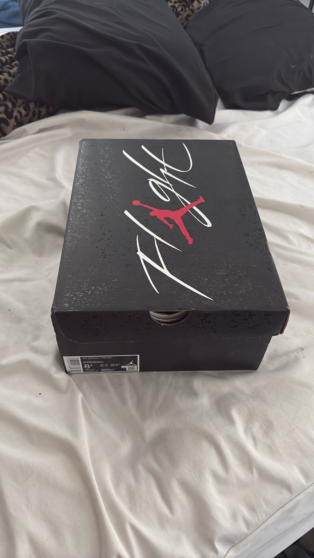 Jordan 4 Size 8/5 Only Used 3 Times