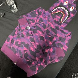 Full Zip Bape Hoodie   (NO TRADES)